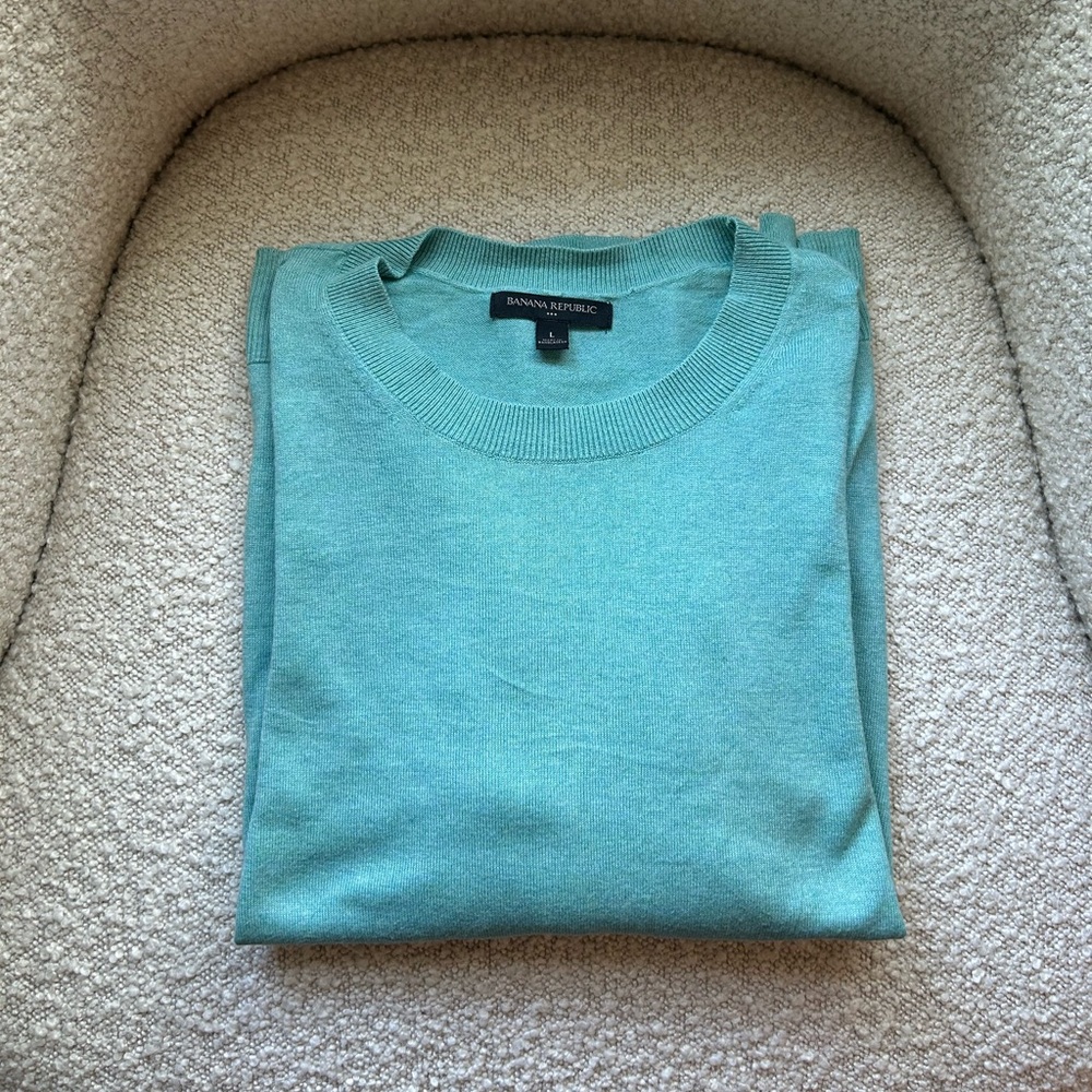 Banana Vibrant Blue-Green Sweater